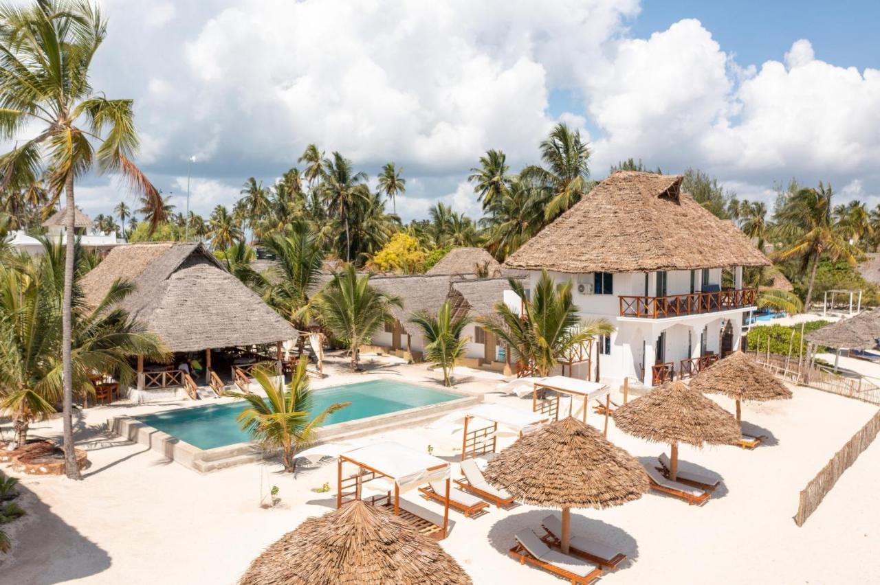 Cinnamon Hotel Джамбиани Екстериор снимка