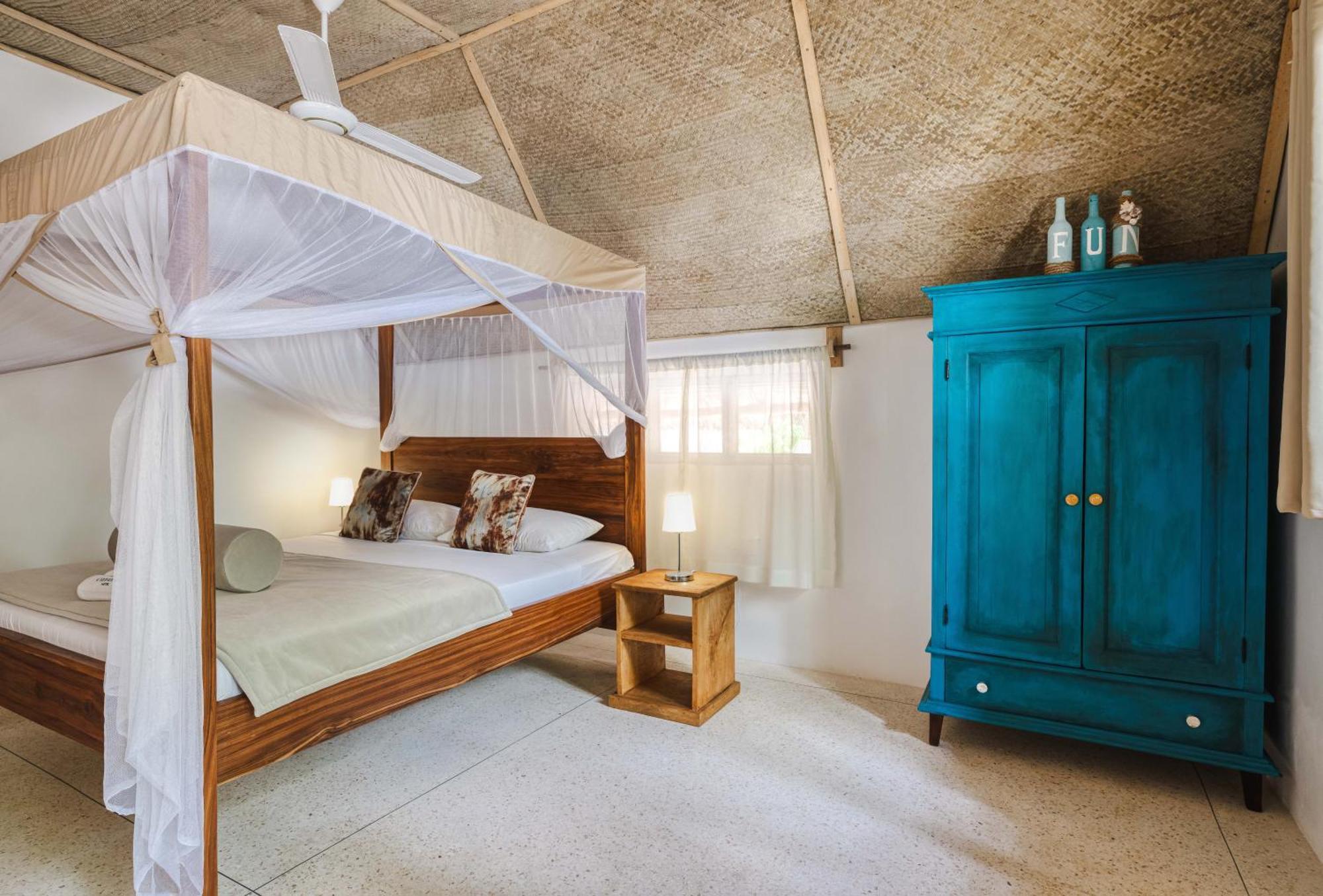 Cinnamon Hotel Джамбиани Екстериор снимка