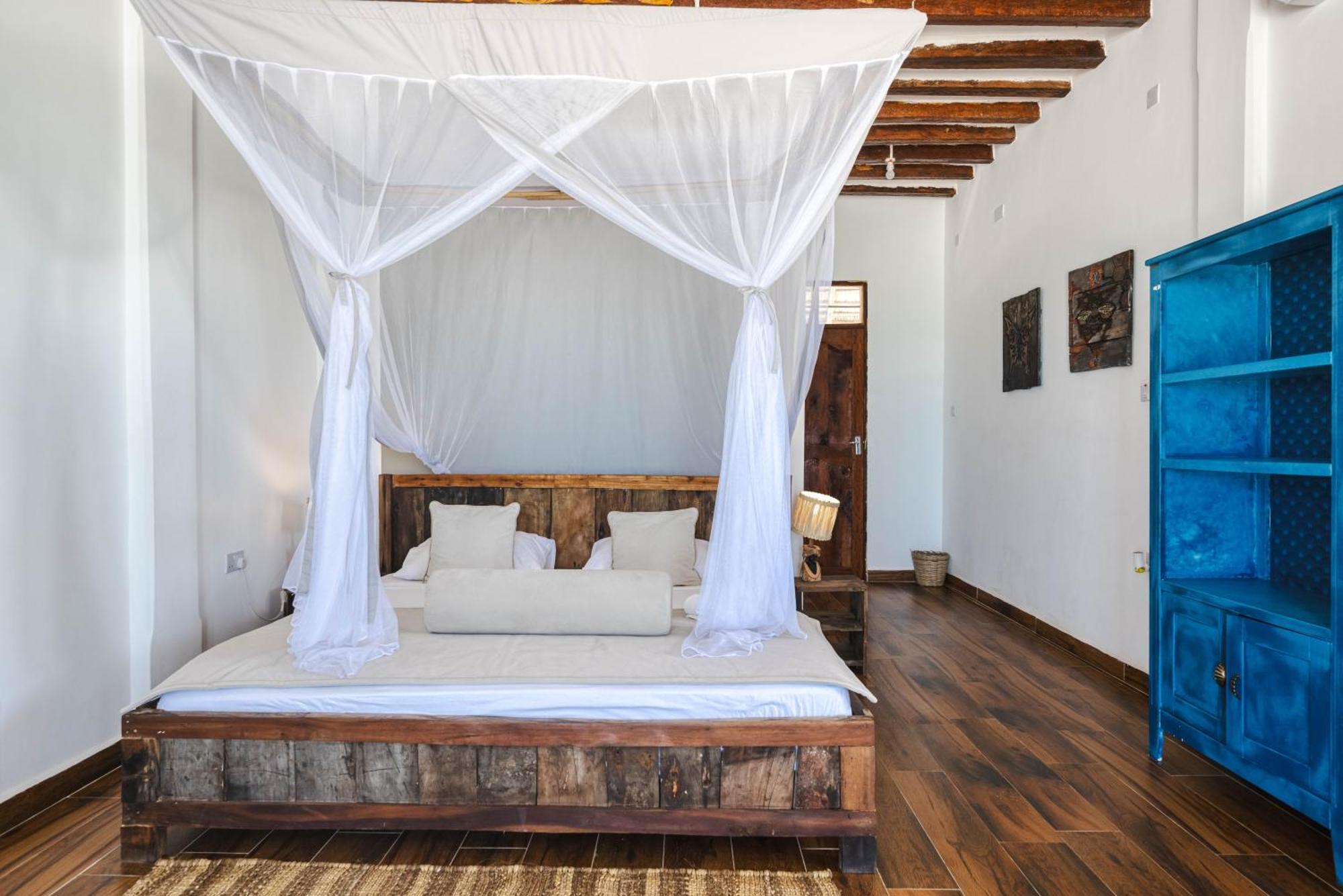 Cinnamon Hotel Джамбиани Екстериор снимка