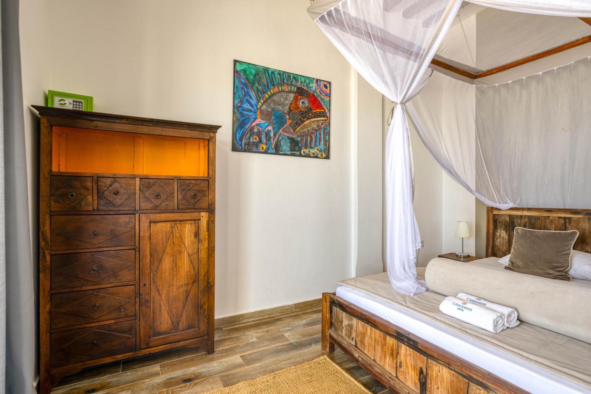 Cinnamon Hotel Джамбиани Екстериор снимка