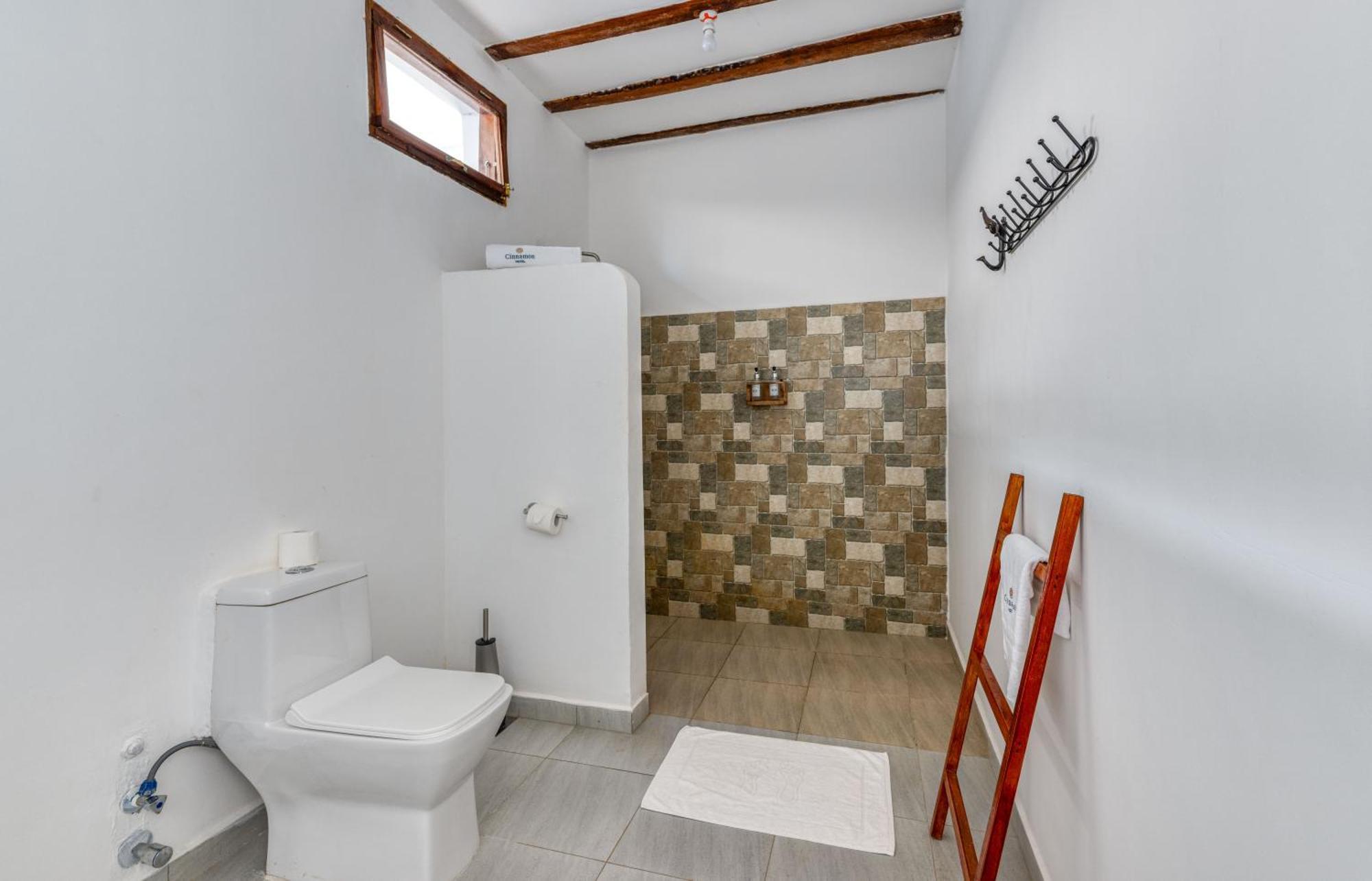 Cinnamon Hotel Джамбиани Екстериор снимка