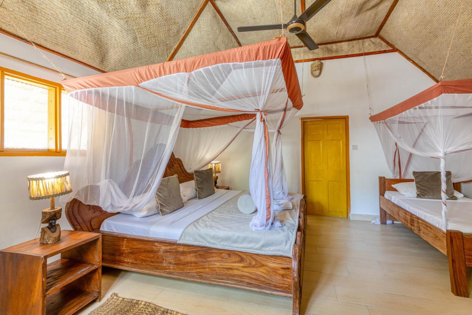 Cinnamon Hotel Джамбиани Екстериор снимка